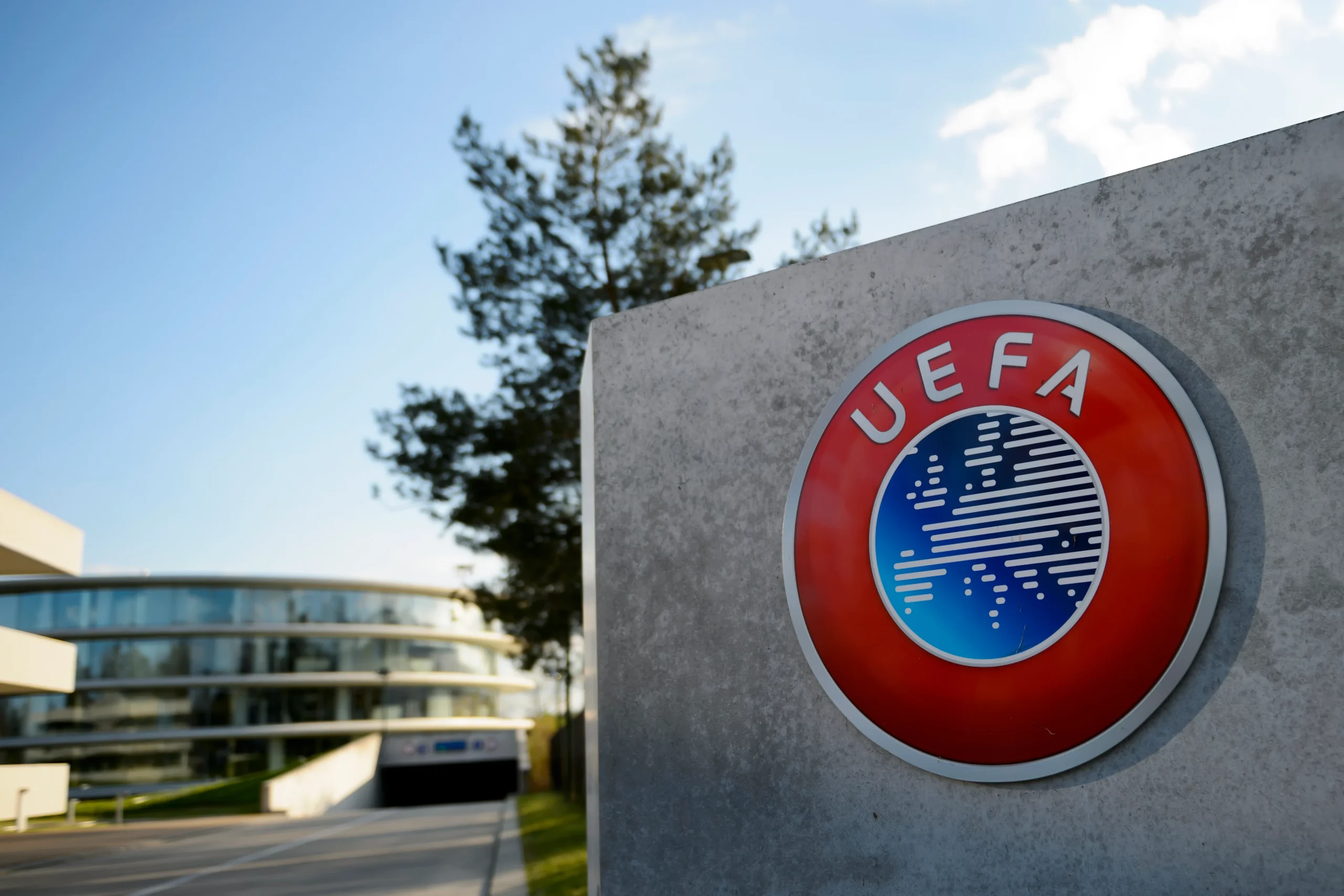 UEFA-nın 55 üzvü FİFA yarışlarını boykot edir