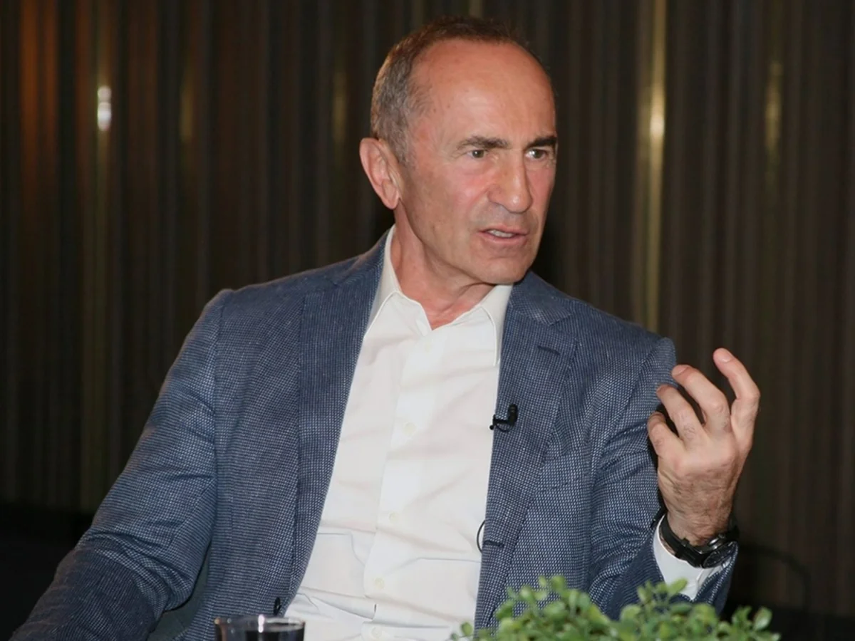 Robert Köçəryan və oğlu saxlanıldı
